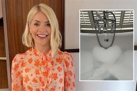 her reflection holly willoughby bath picture|Holly Willoughby deletes bathroom photo after fans。